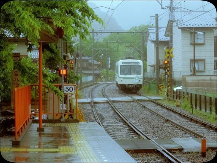 Instagram post from ictashif. This post is in position 0.